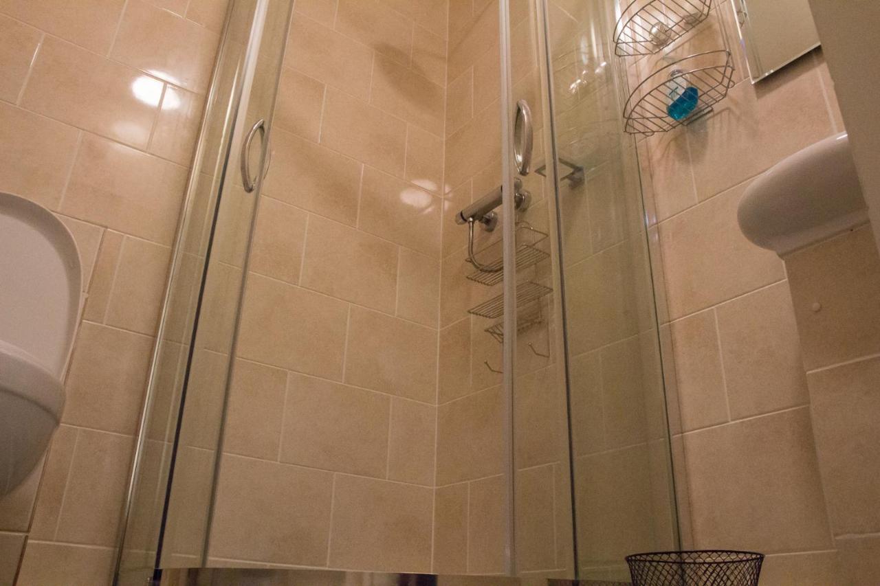 פישגארד James John Hamilton House And Backpacker Hostel מראה חיצוני תמונה